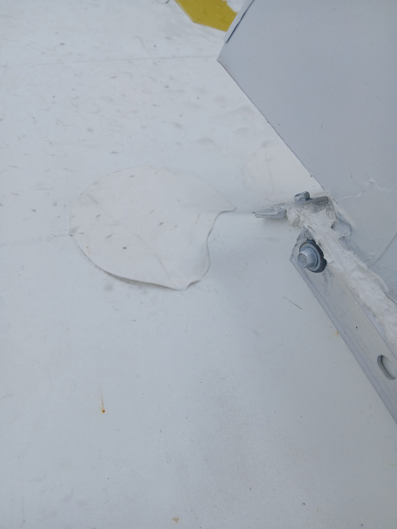 new TPO roof installation building 24 photo 3