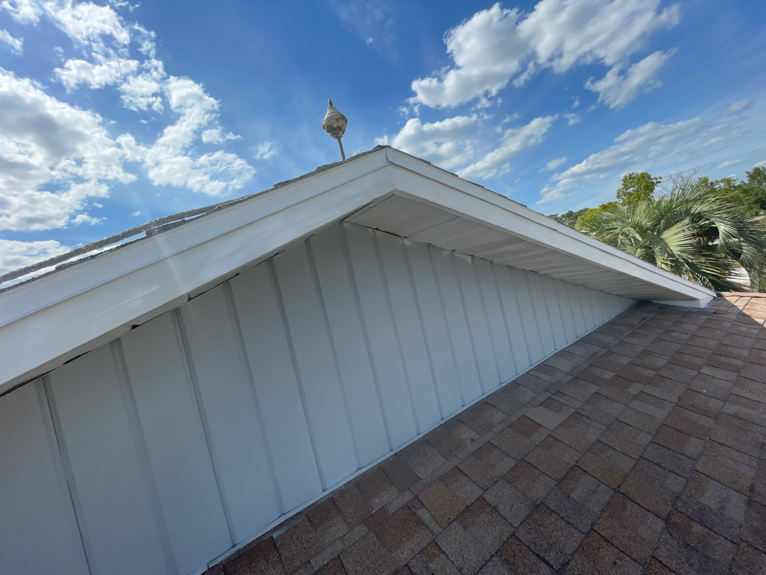 Replace missing soffit 47sqft photo 1
