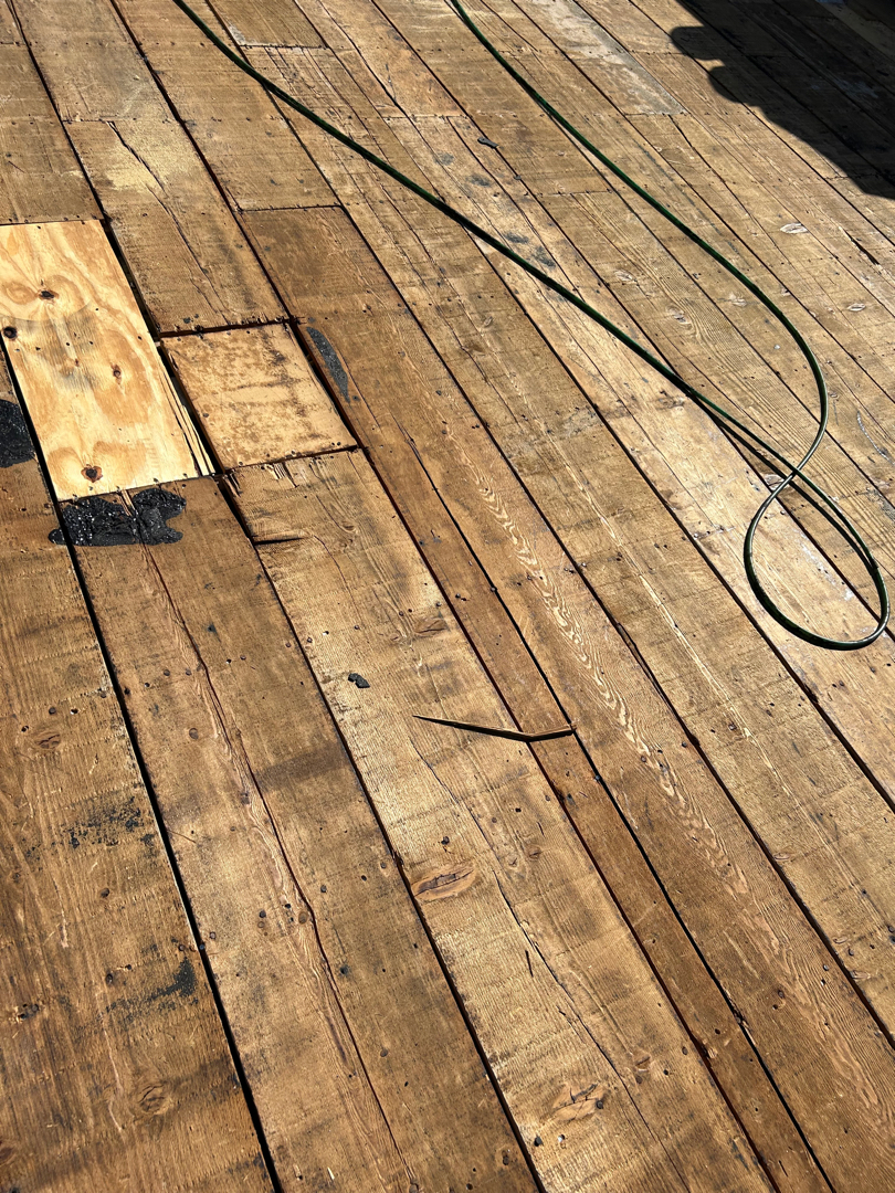 Flat roof replacement - Photo 5