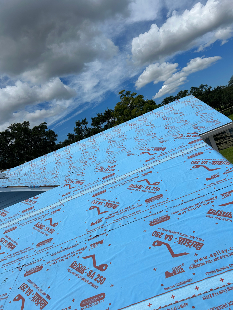 Standing seam metal roof dark bronze photo 2