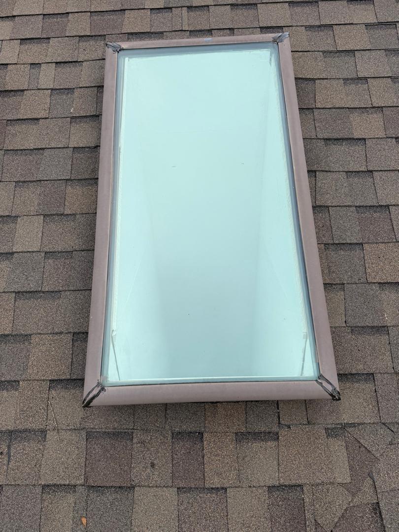 Service Call - Seal Skylight with Quadmax photo 3
